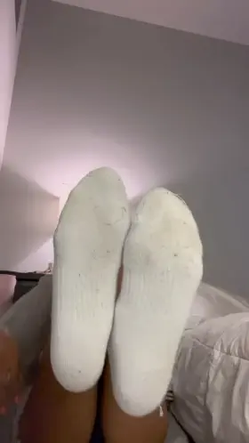 Tired stinky feet after such a long day 😩💗💋💦