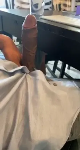 37 [M4F] #Austin #Online - Let's distract each other during the work week and make plans.