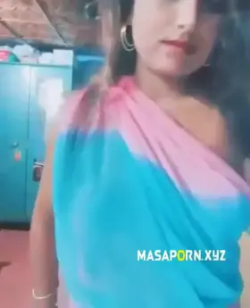 ❤️🔥Extremely Hot Desi Girl Webcam ( Strípteasing, Fingring, & Sucking Tits ) Full Video 🔽 .. LINK👇IN C0MMENT