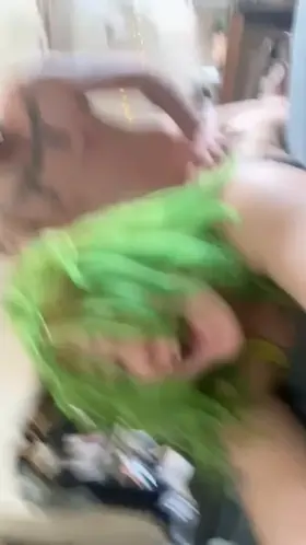 Love a loud rough fuck in the morning 👀links pinned 😘