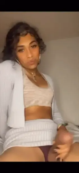 Iam pretty enough to get my girldick sucked ?🍆🥰