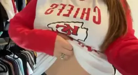 How this milf celebrates a win 😉