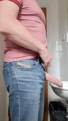 Horny British Dad, 56! 😜