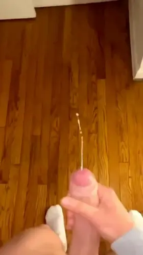 This horse alpha made a new video 🥺❤️. I hope like me and my content 🍆😍. [OC]