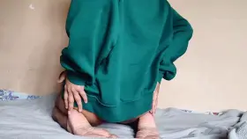 Black looks good on me, don't ya think? 🍑