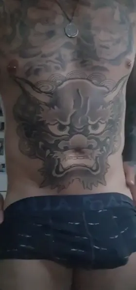 (M)ake it a no pants party