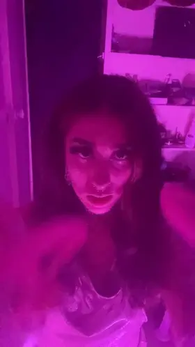 Playing with my nipple clamps drunk 😳😜