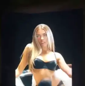 Unloading on Madison Beer 😍