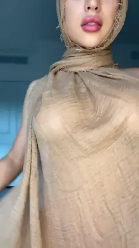 Any Lovers Of Arab Girl ?