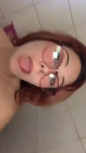 do You love to watch a cute face taking a shit?😊