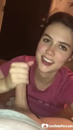 Made him cum in 20 seconds using her mouth.