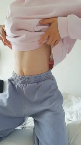 Small boobs reveal🍒