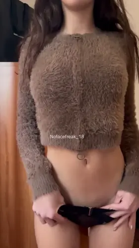 24[F]Upvte this if you want to fuck me SC: mialanr