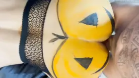 Pumpkin ASS CARVING!!!