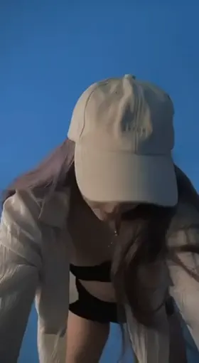 Would you prefer me to do this without clothes on?