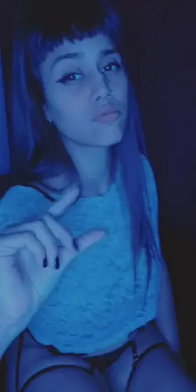 what? did you want to fuck me?🤣 but that little thing doesn't even work to be an anal plug...