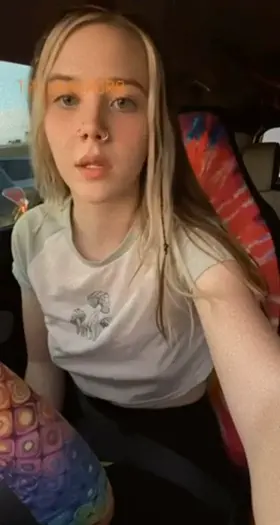 Tips on how to make a long car ride fun (;