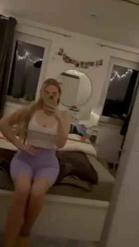 do you like petite ltittle curves?