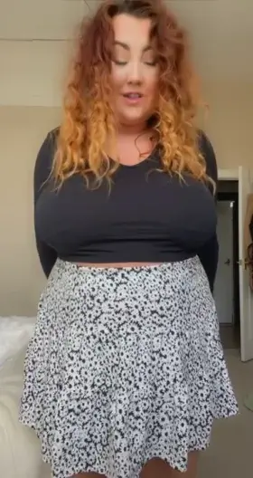 Curly hair, don't care