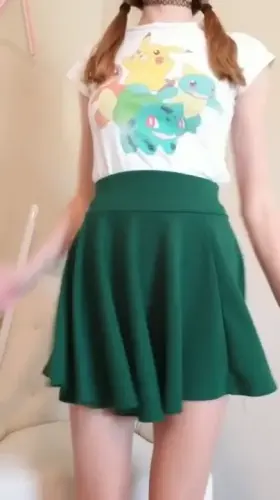 A different kind of cute, little butt reveal. I [F] hope you like it!