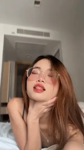 Make me your slut and shoot your cum down my throat