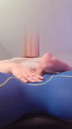 26m straight dms open Cumming with my Big Thick Cock who wants to get stretched then take my massive load;)