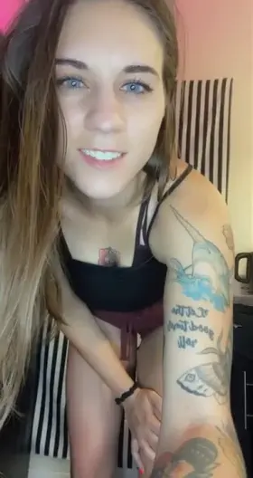 Looking for a dick to twerk on