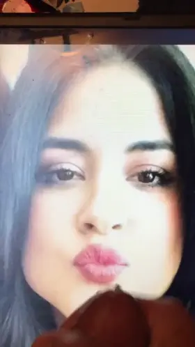 Latina co-worker cum tribute on her succulent lips!