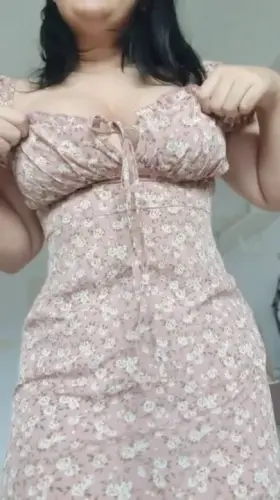 Don’t let this cute dress fool you! 🙈 I also have some tits and ass 🥰