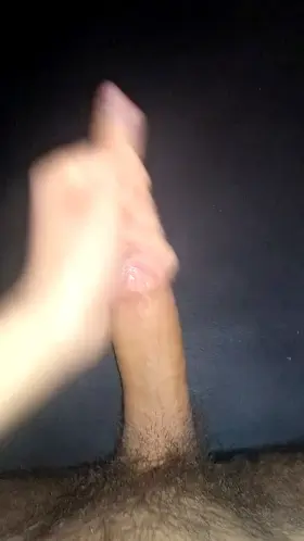 (Straight/DMs open) Do you like watching me cum?