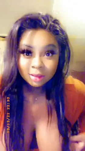 Does this sub like big black tits too? :) [flash]