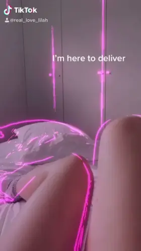 Some people were curious to see how this filter looks like on boobs...