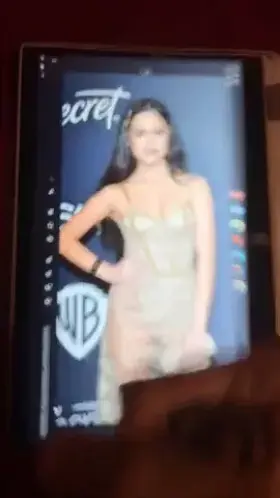 Cumming all over Jenna Ortega