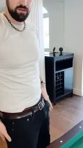 Let me whip my cock out and fuck you on the pool table 😈