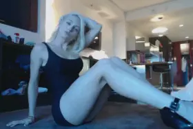 Tight dress show off