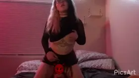 My slave’s mouth is mine to use and abuse 😈