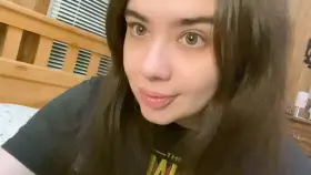 When I’m horny I wanna show my tits and have men tell me filthy things - proud?