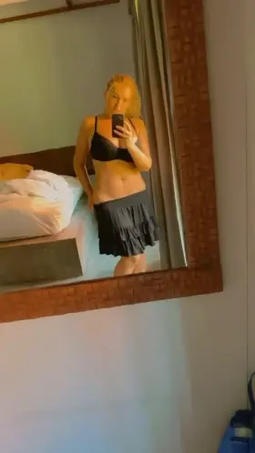 Deleted because someone said I was ugly... reuploaded because I love myself☺️