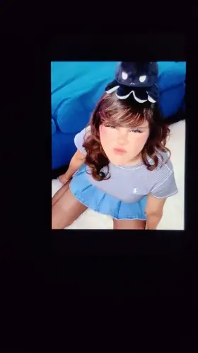 Spilling Cum Over Neeko