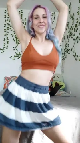 Looking for help with slapping my ass 😋