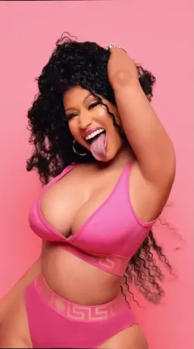 I need a bud to feed me Nicki until I cum all over myself.
