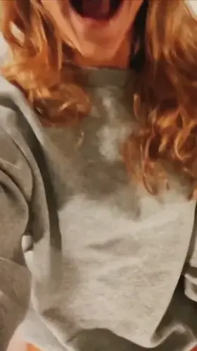 Is this how you tiktok? 🙈 (r/leolulu)