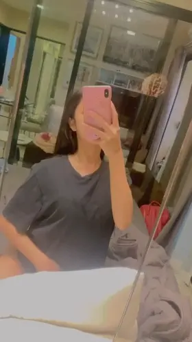 Like if you'd knock me up. I wanna fuck one lucky Redditor 😜