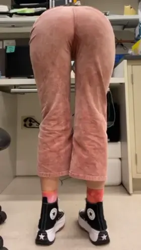 who doesn’t love an of[f]ice cock tease?