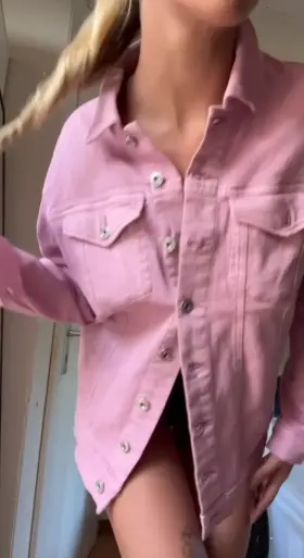 I want you to play with my ass baby <3 [F]