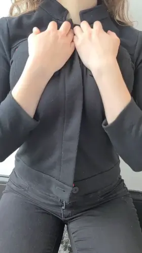 are natural boobs like mine your type? (18f)