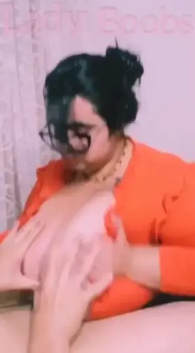 who is she? Need a link please🙏🏾🙏🏾🙏🏾