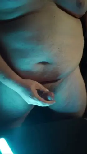 making my self cum for upvotes is exhilarating.