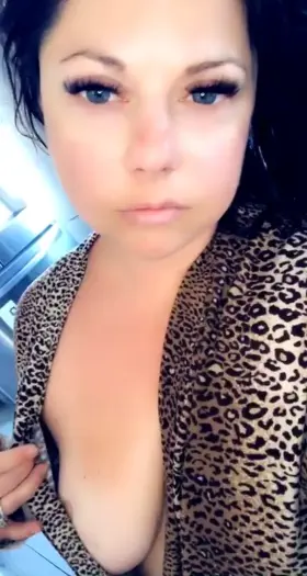 Kids are fed, now its time for your breakfast 😈