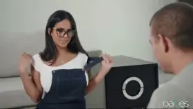 Autumn Falls – Strip Tease Studying